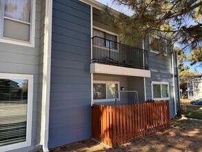 2380 E Geddes Ave in Centennial, CO - Building Photo - Building Photo