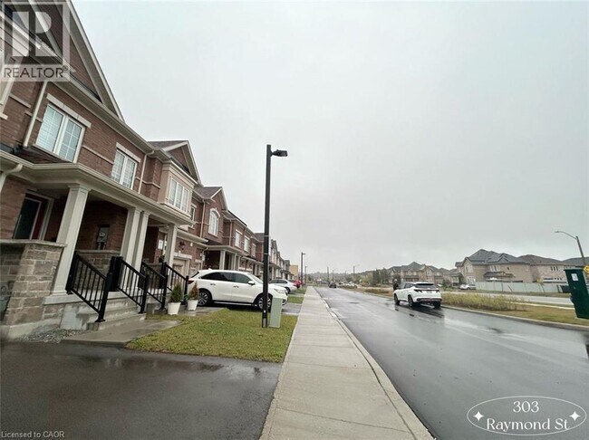 303 Raymond Rd in Ancaster, ON - Building Photo - Building Photo