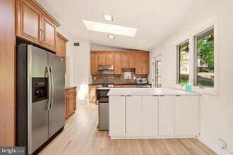 8400 Thornden Terrace in Bethesda, MD - Building Photo - Building Photo