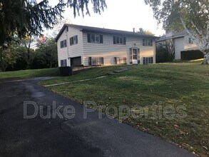 142 Prentiss Way in Henrietta, NY - Building Photo - Building Photo