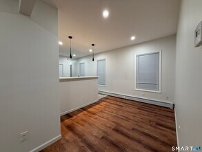 53 Mahl Ave in Hartford, CT - Building Photo - Building Photo