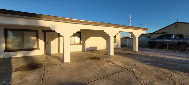 2740 N Vita Dr in North Las Vegas, NV - Building Photo - Building Photo