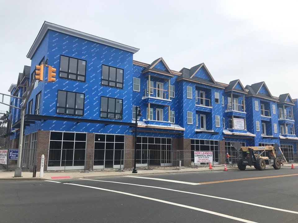 Fifth Avenue Flats in Belmar, NJ - Building Photo