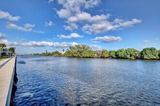 29 Colonial Club Dr, Unit 205 in Boynton Beach, FL - Building Photo - Building Photo