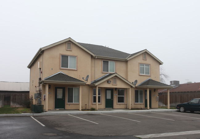 Hollybrook Estates in Turlock, CA - Foto de edificio - Building Photo