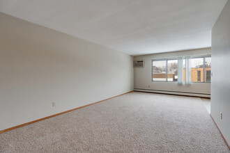 Grand Place Apartments | 1788 in St. Paul, MN - Building Photo - Building Photo