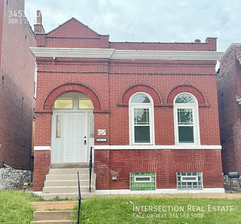 3453 Dunnica Ave in St. Louis, MO - Foto de edificio