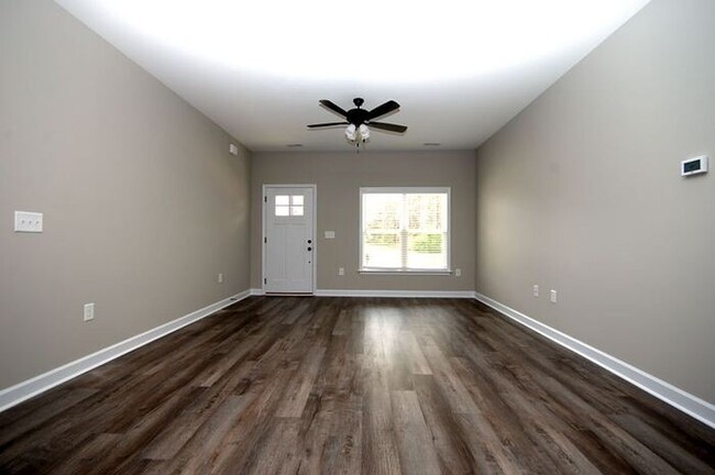 430 S Center St in Princeton, NC - Building Photo - Building Photo