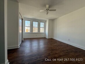 226 W Ruscomb St in Philadelphia, PA - Building Photo - Building Photo