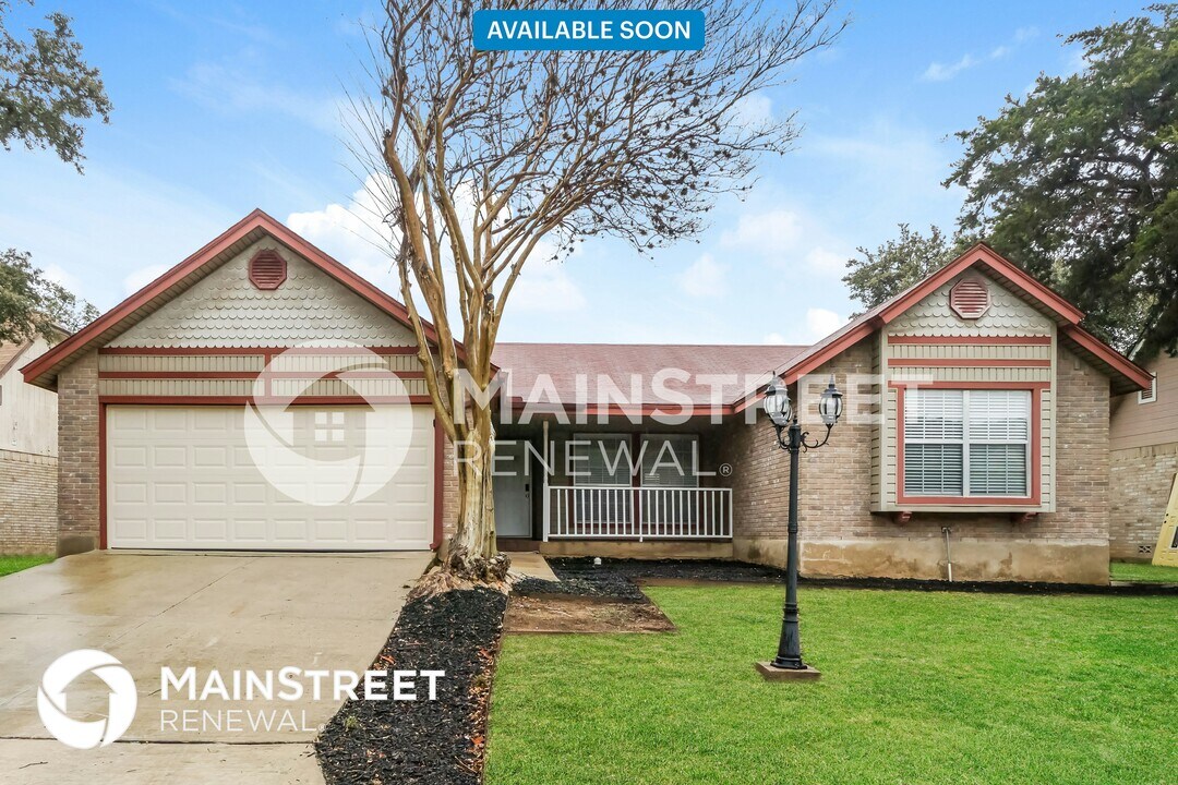 8823 Boise Hills Dr in San Antonio, TX - Building Photo