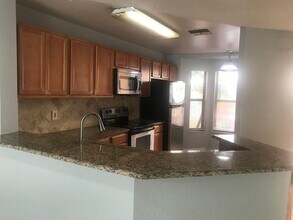 7605 Sugar Bend Dr-Unit -7605 SBD in Orlando, FL - Building Photo - Building Photo