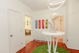 522 Knolls Dr in Newport News, VA - Foto de edificio - Building Photo