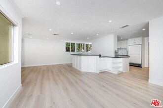 7144 Deveron Ridge Rd in Los Angeles, CA - Building Photo - Building Photo