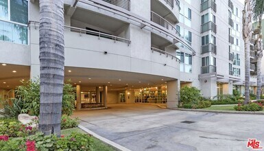 267 San Pedro St in Los Angeles, CA - Building Photo - Building Photo