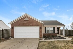1277 Silver Ridge Ln in Brownsburg, IN - Building Photo