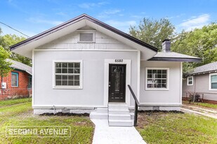 6580 Sunset Dr in Jacksonville, FL - Building Photo