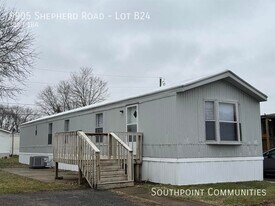 9905 Shepherd Rd in Lockbourne, OH - Building Photo