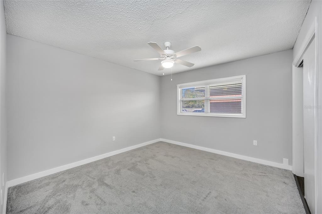 2301 E Sligh Ave in Tampa, FL - Building Photo