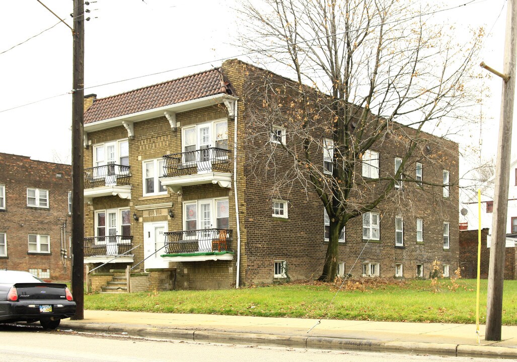 Sylvia Building in Cleveland, OH - Building Photo