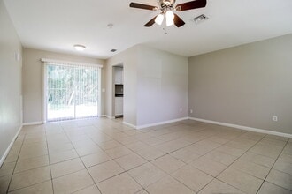 431 Muskegon Ave in Ft. Myers, FL - Building Photo - Building Photo