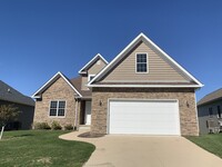 Links at Pebble Creek in Le Claire, IA - Building Photo - Building Photo