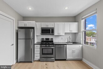 3101 Sherman Ave NW in Washington, DC - Building Photo - Building Photo