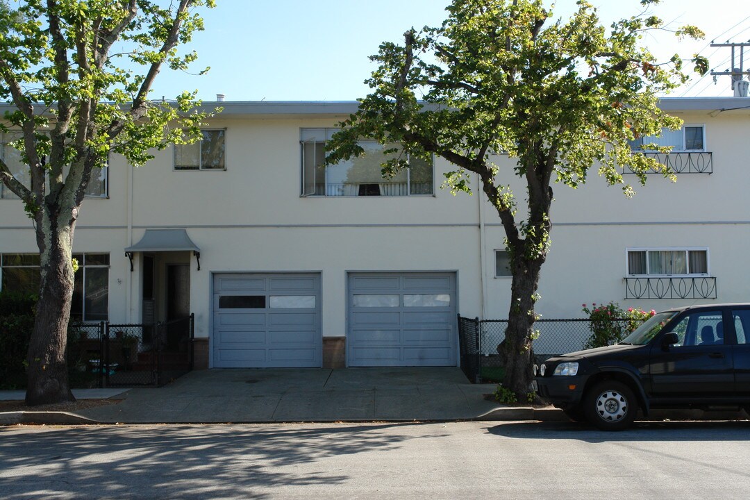 520 Peninsula Ave in San Mateo, CA - Building Photo