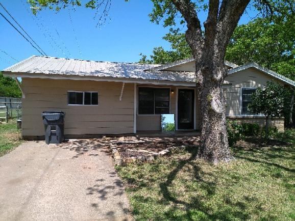 1600 Longview St in Wichita Falls, TX - Building Photo