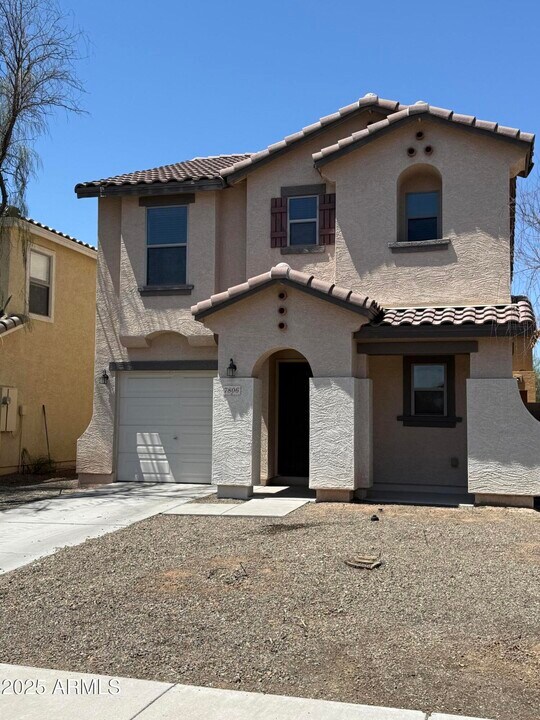 7806 S 64th Ln in Phoenix, AZ - Building Photo