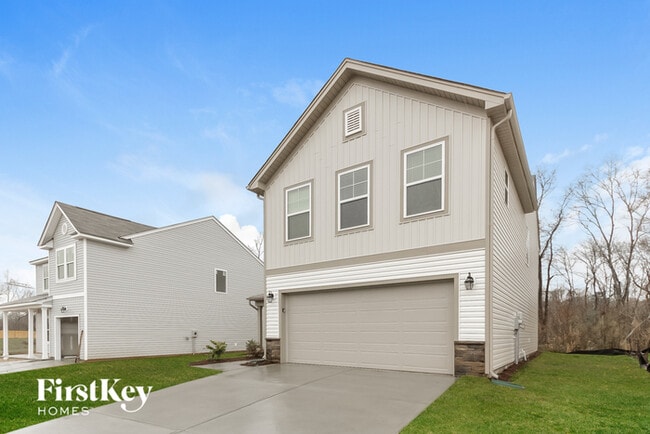 10226 Holly Park Dr in Charlotte, NC - Foto de edificio - Building Photo