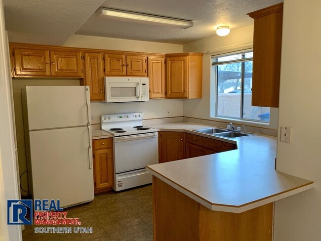 1157 N 1570 W in Saint George, UT - Building Photo - Building Photo