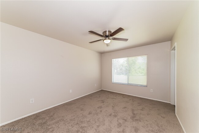 property at 5726 Kenwood Dr