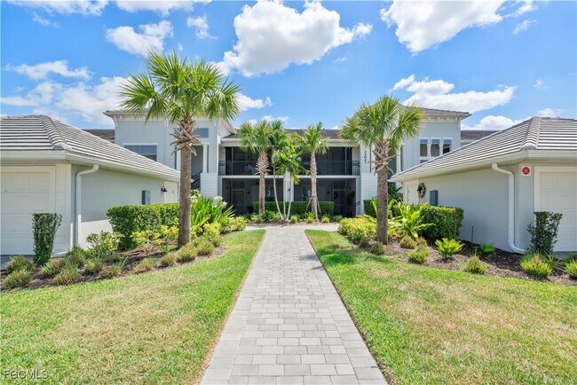 43041 Greenway Blvd in Punta Gorda, FL - Foto de edificio - Building Photo