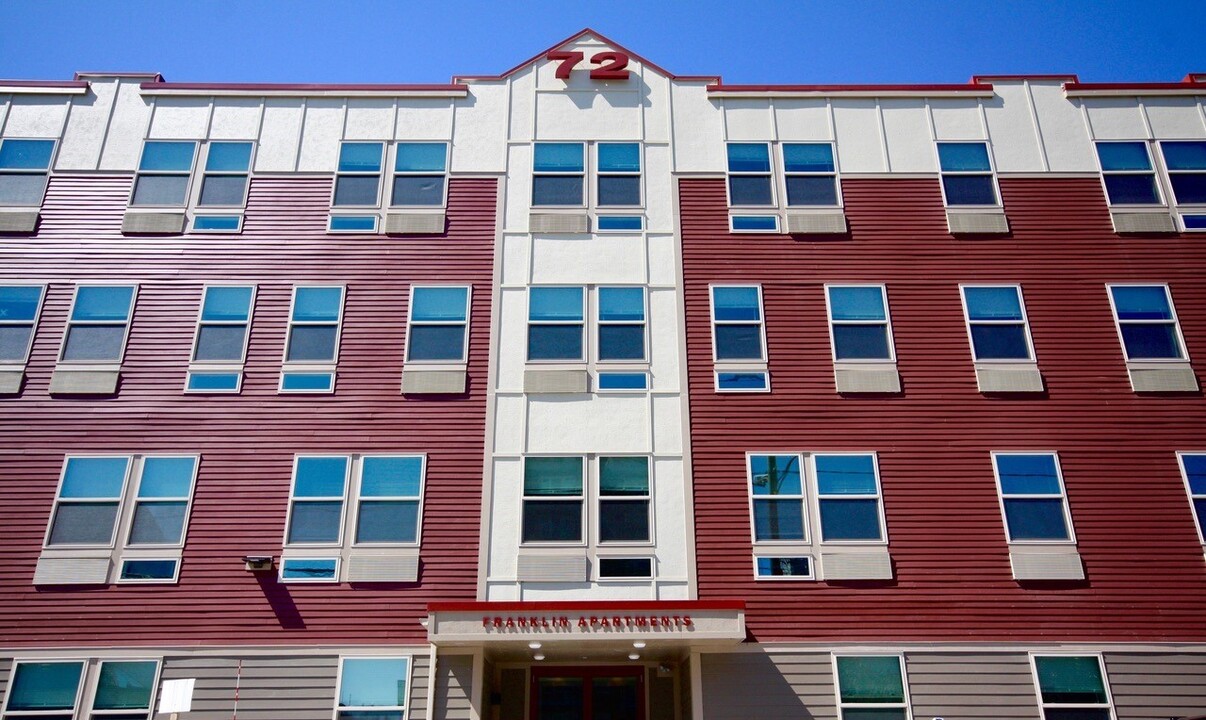 Franklin Apartments in Stamford, CT - Building Photo