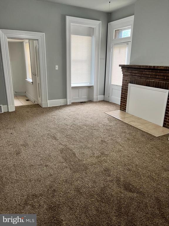 44 Park St in Bordentown, NJ - Building Photo - Building Photo