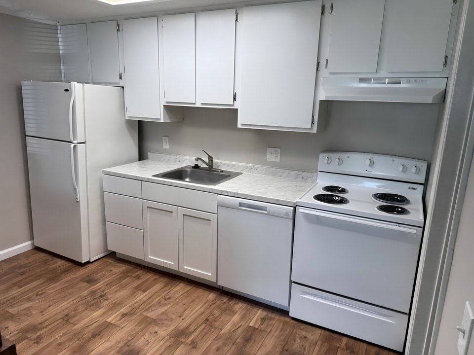 Cedarwood in Lexington, KY - Building Photo