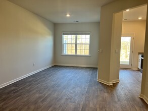 331 David Hl Dr in Sanford, NC - Building Photo - Building Photo