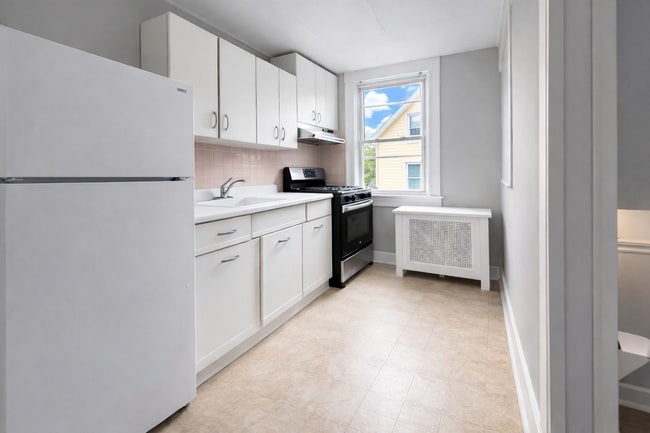 2604 Hamilton Ave in Baltimore, MD - Building Photo - Building Photo