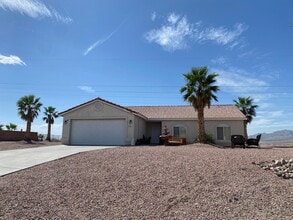 457 Chablis Ct in Bullhead City, AZ - Building Photo - Building Photo