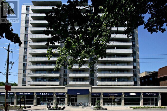 1500 Bathurst St in Toronto, ON - Building Photo - Building Photo