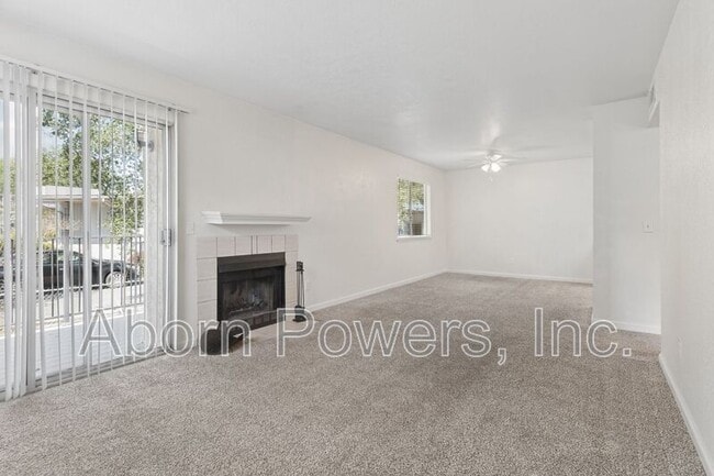 2529 Greenwood Ln in Cameron Park, CA - Building Photo - Building Photo