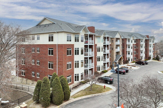 Steiger Lake Condos in Victoria, MN - Building Photo - Building Photo