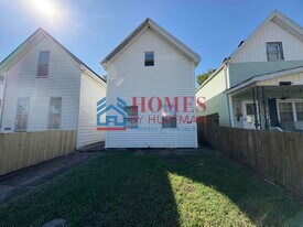 309 E Virginia St in Evansville, IN - Building Photo