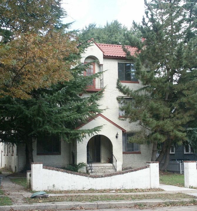 125 E Bettlewood Ave in Oaklyn, NJ - Building Photo