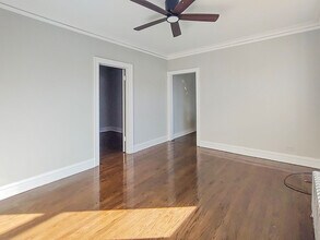 2815 N Harding Ave in Chicago, IL - Building Photo - Building Photo