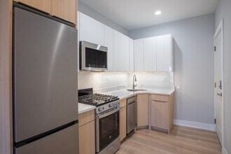 1655 W Jonquil Terrace in Chicago, IL - Foto de edificio - Building Photo