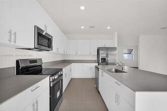 27210 SW 159th Path in The Hammocks, FL - Building Photo - Building Photo