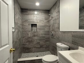 242 Ophelia St in Pittsburgh, PA - Building Photo - Building Photo