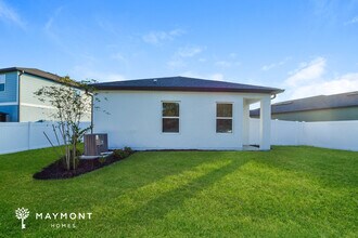 2688 Island Walk Dr in Deltona, FL - Foto de edificio - Building Photo