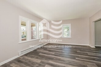 803 Eathan Ave in Pittsburgh, PA - Building Photo - Building Photo